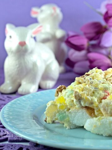 Pastel colours, white fluffy clouds and the warm sun all combine to make Spring Delight the perfect Easter dessert. | homemadeandyummy.com