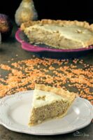 Red Lentil Meatless Mock Tourtiere Pie is the perfect alternative to the traditional French Canadian classic using lentils instead of meat.| homemadeandyummy.com #LoveLentils #Sponsored