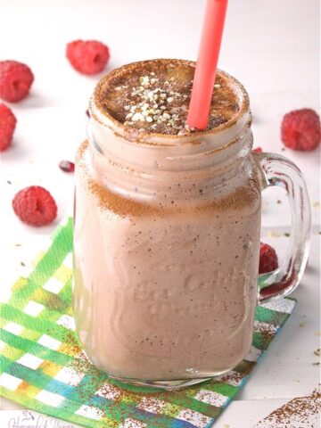 Hemp Chocolate Smoothie with Raspberries & Pomegranates is rich, thick, creamy, and packed with nutrition. Perfect as a meal or post workout drink. | homemadeandyummy.com