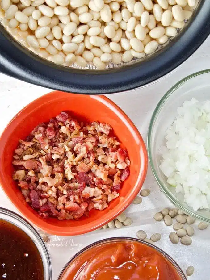 Recipe ingredients for pressure cooker baked beans.