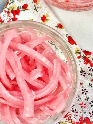 Pickled Onions Featured Image