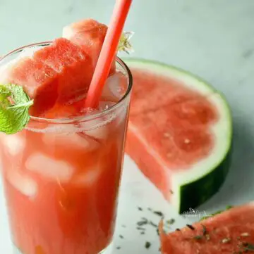 Watermelon and mint tea refreshing drink.