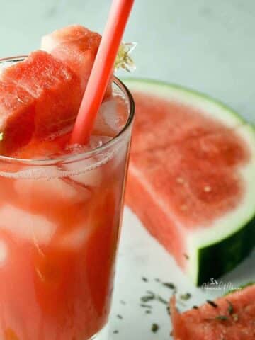 Watermelon and mint tea refreshing drink.