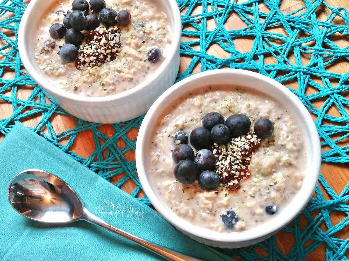Overnight oats made with bananas and blueberries.