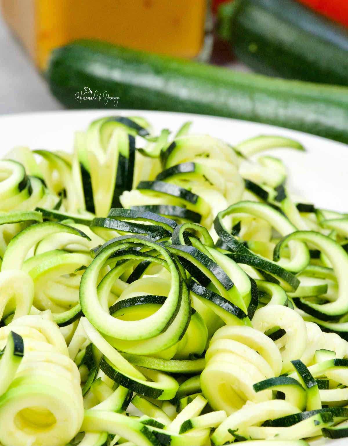 A bowl of zucchini zoodles.