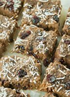 Easy homemade chewy granola bars recipe.
