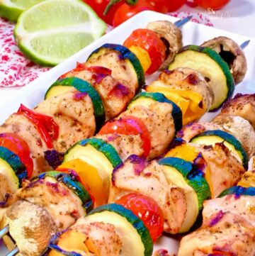Grilled chicken skewers with veggies.