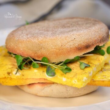 Easy baked egg sandwiches for breakfast.