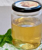 Spearmint flavoured simple syrup.